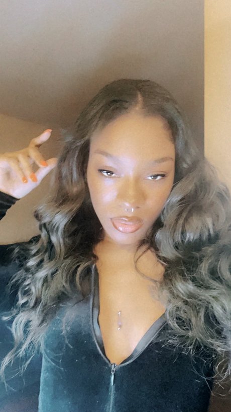 Ferrariimami porn actress image