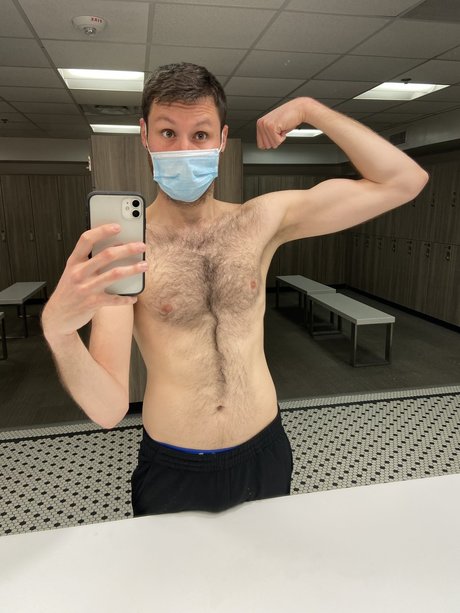 BrandonCOotter star nudes pic