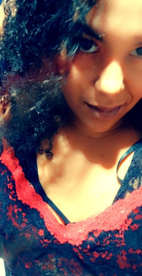 _FlyerVibes VIP_ perfect actress photos