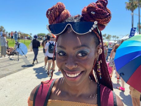 PolyAmSwirl star sex photos