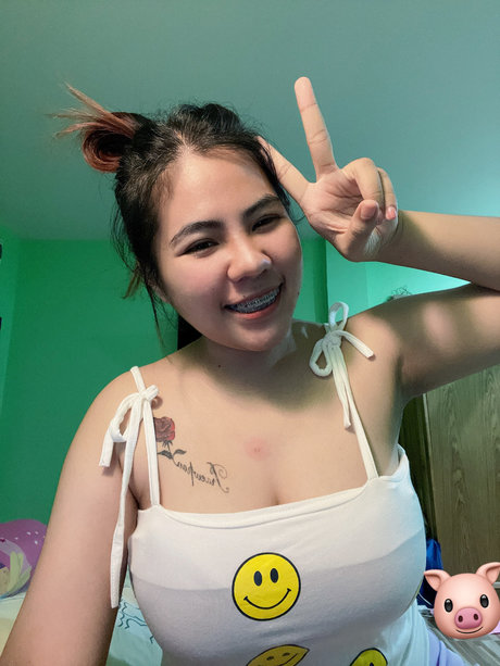 Plakem naked actress pictures