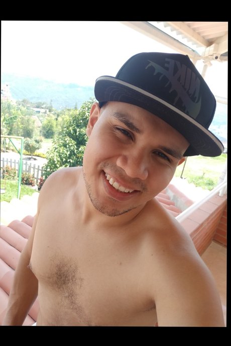 Carlos Fernando xxx star img