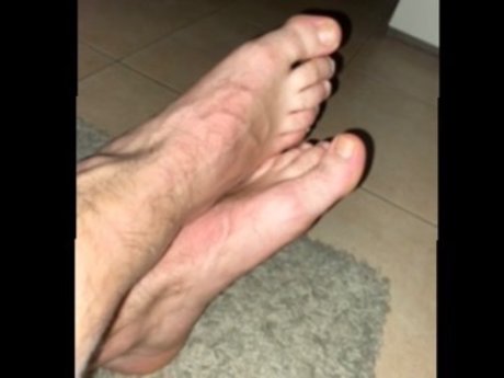 PiediniBruttiniPelosini nudes star pic