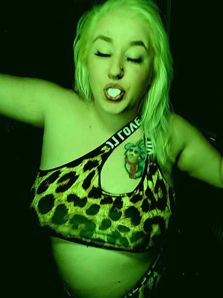 Phat pervi top model pics