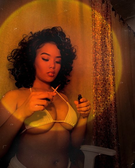 Queen Parker naked actress archive