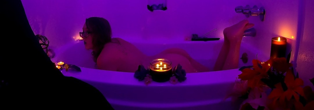 PurgatorySlave model naked pictures