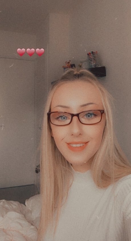 Casey Matthews naked pornstar archive