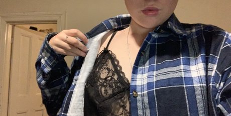 Jess Lucas pretty model img