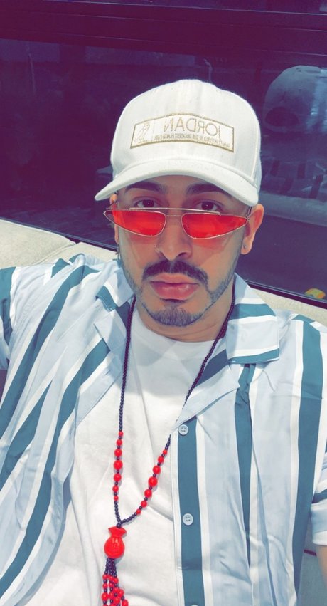 Raymond Paul star nice gallery