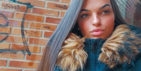 _R A X E T Q U E E N_ model sexy images