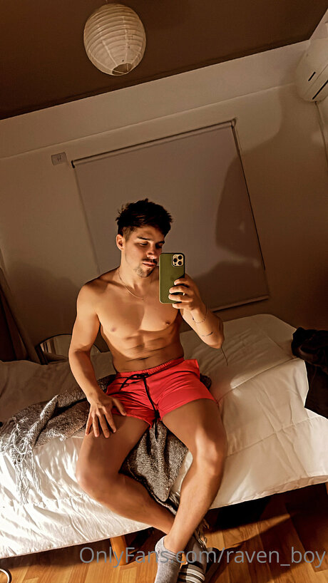 _R VEN_ model pornographic photo