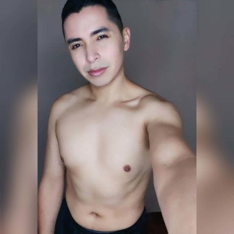 MarcosDift hot model photo