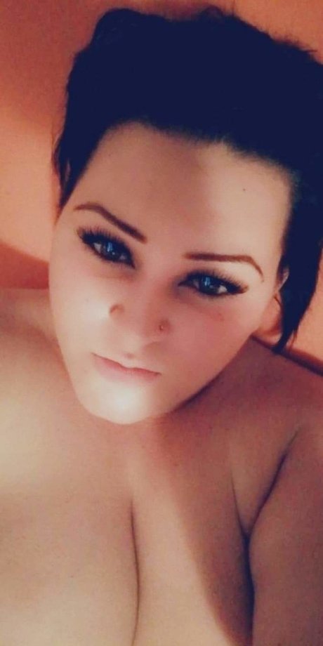 Roxana Ene model pornographic pic