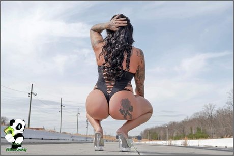 Ashley Leiphart pornstar top picture