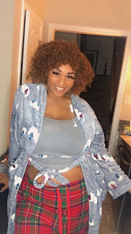 Mary Ann star nude pic