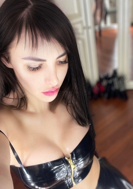 black fox lily pornstar xxx pictures