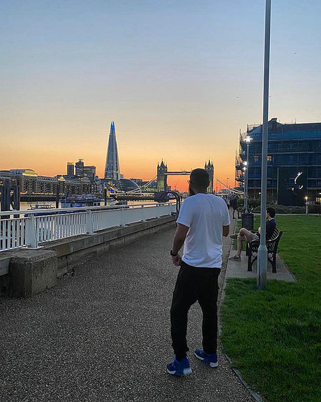 MebzTing sexy pornstar gallery