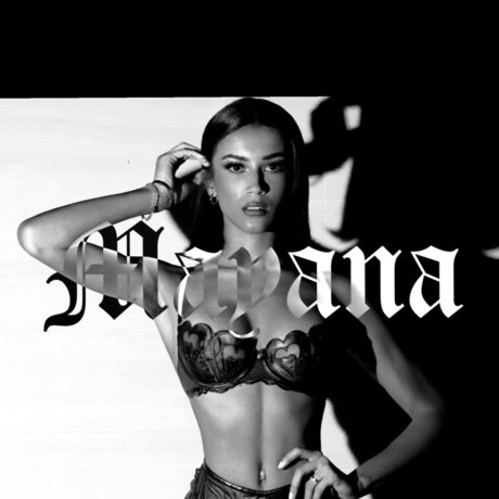 Mayana_ star top pics