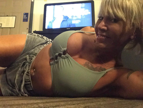 Meshi pornstar xxx picture