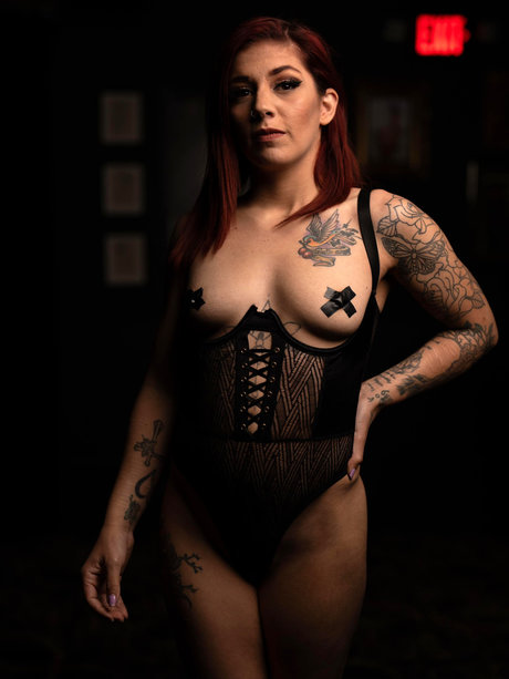 Memphis Monarch pornstar sex pics