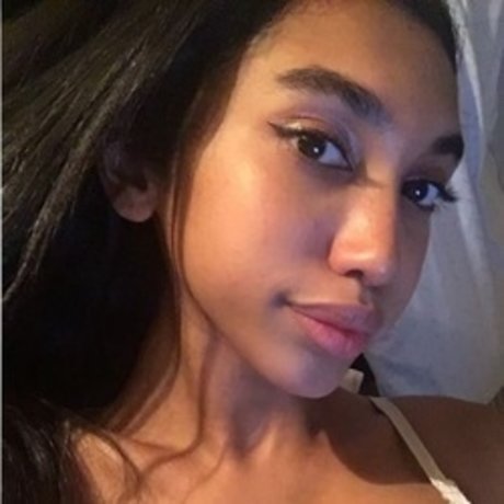 Alyssa Cova_ star nude images