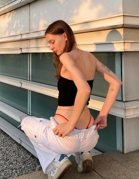 gloryhole wife onlyfans beautiful xxx image