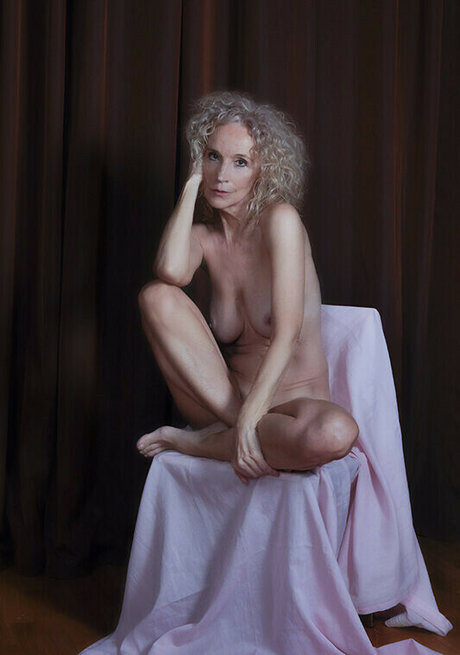 Elena Luneva star sexy photos