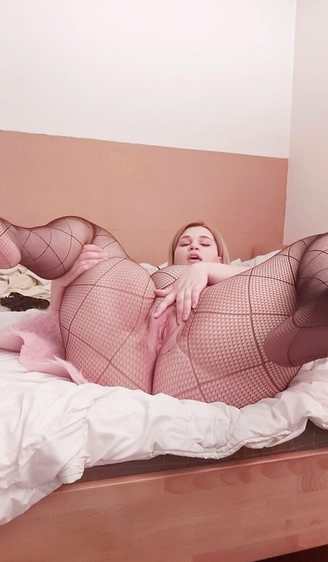 little bogar hot star galleries