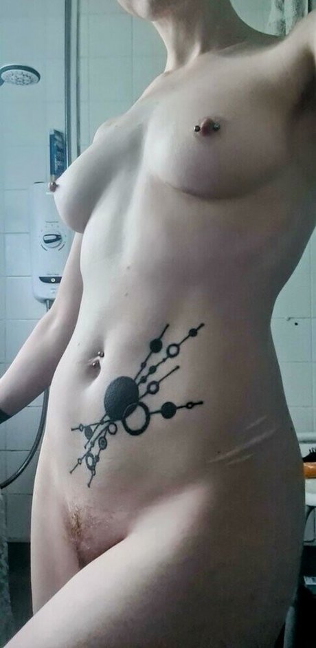 Sophia Isobella nude pornstar pic