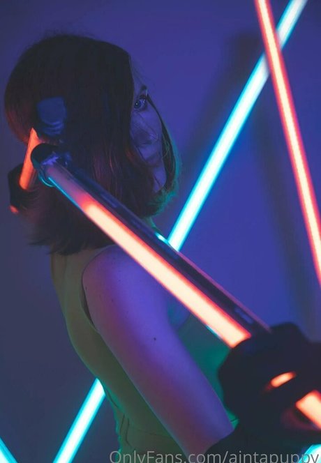 Aintapuppy nice actress pic