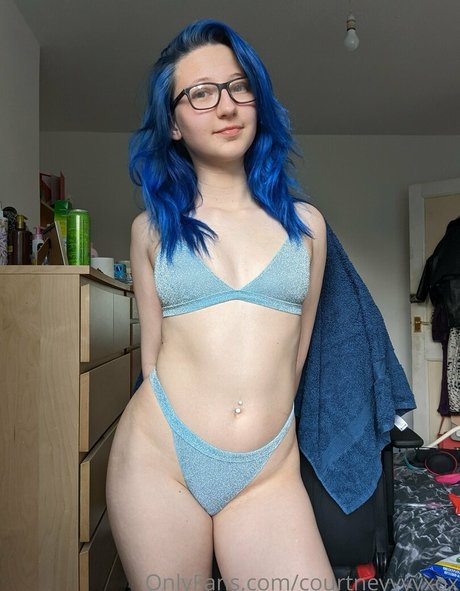 Courtneyyyyxox exclusive pornstar image