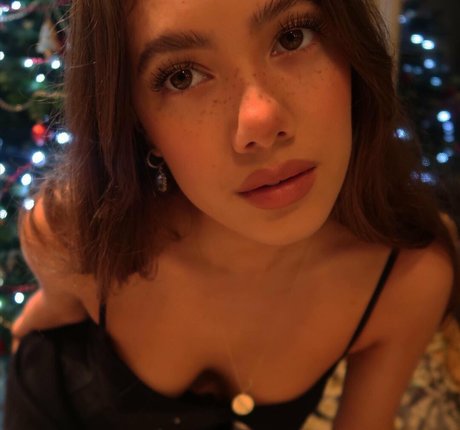 Saoirse Alicia Behzadi top pornstar gallery