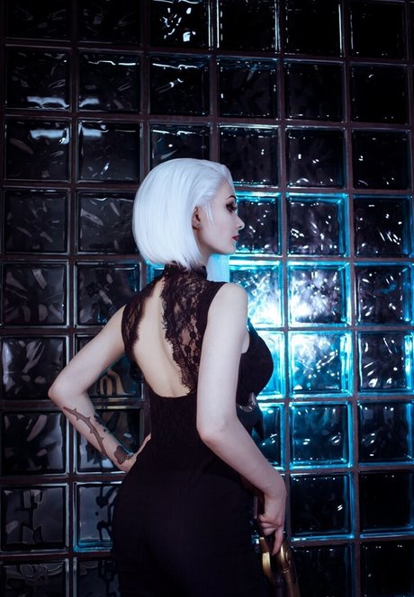 blonde secretary onlyfans erotic pictures