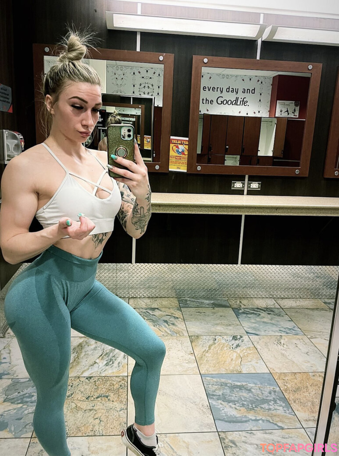 Taylor Flewin nice model gallery