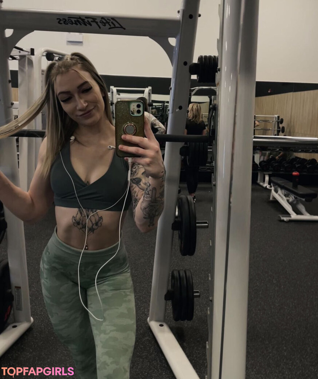 Taylor Flewin pornstar top photo