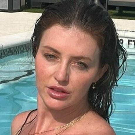 gingrbreadginny model nude gallery