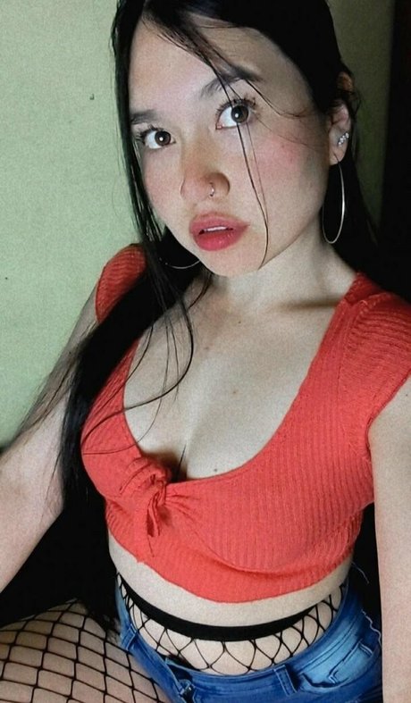 camii ruiz perfect model pic