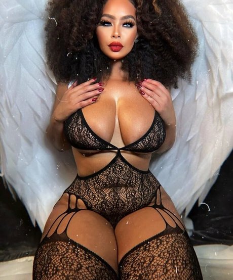 sirensaysseduce exclusive actress galleries