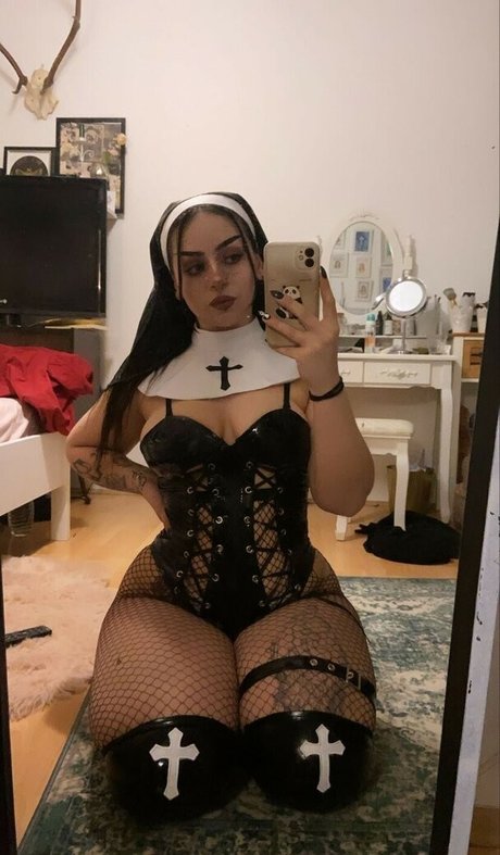 NevernaNoir star pornographic gallery