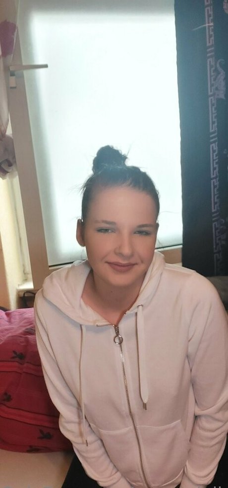 sweet lollypopgirl naked star photo