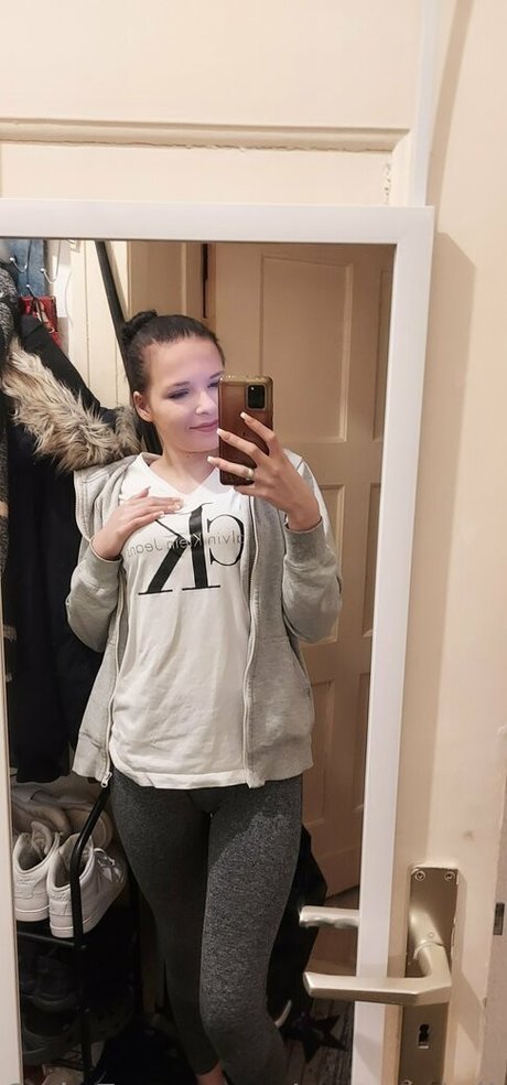 sweet lollypopgirl pretty model photos