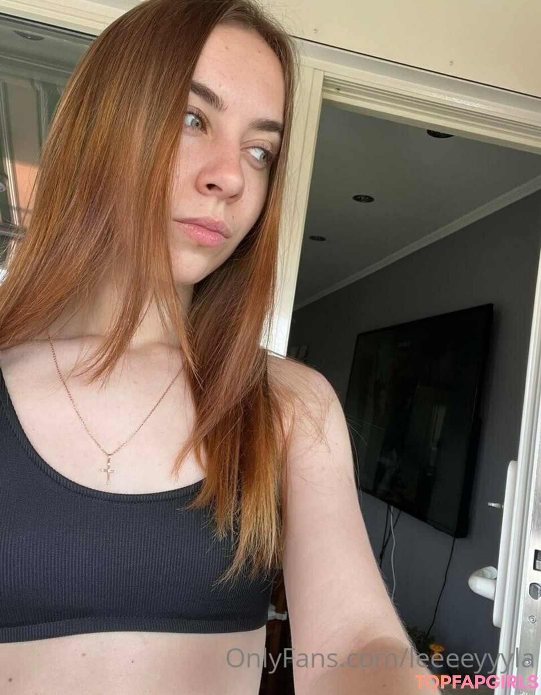 leeeeyyyla adult actress image
