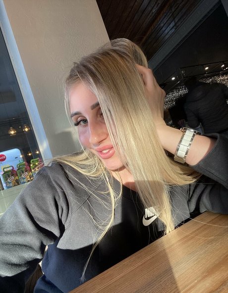 molly bell pornstar nudes gallery