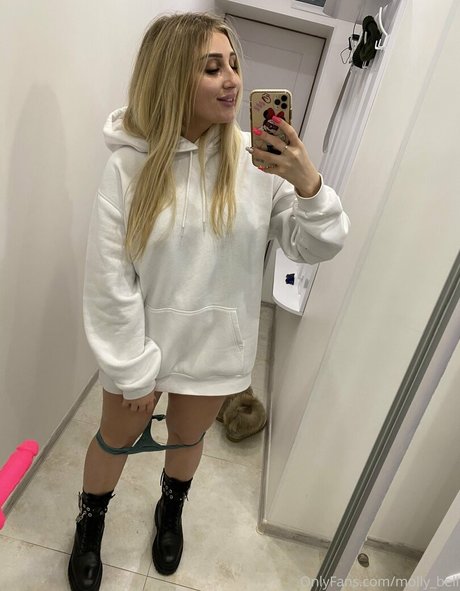 molly bell free star photo