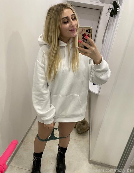 molly bell exclusive star image