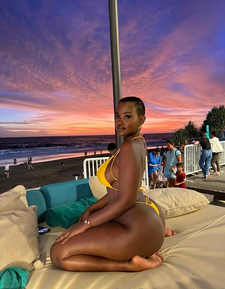 Isimbi top profile image