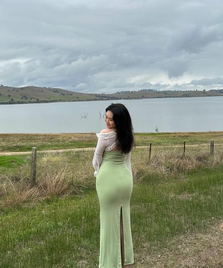 Vicki Mranrr star sexy gallery