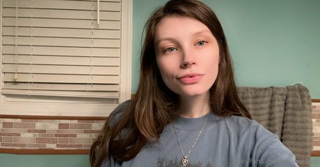 avanetfree pornstar nudes archive