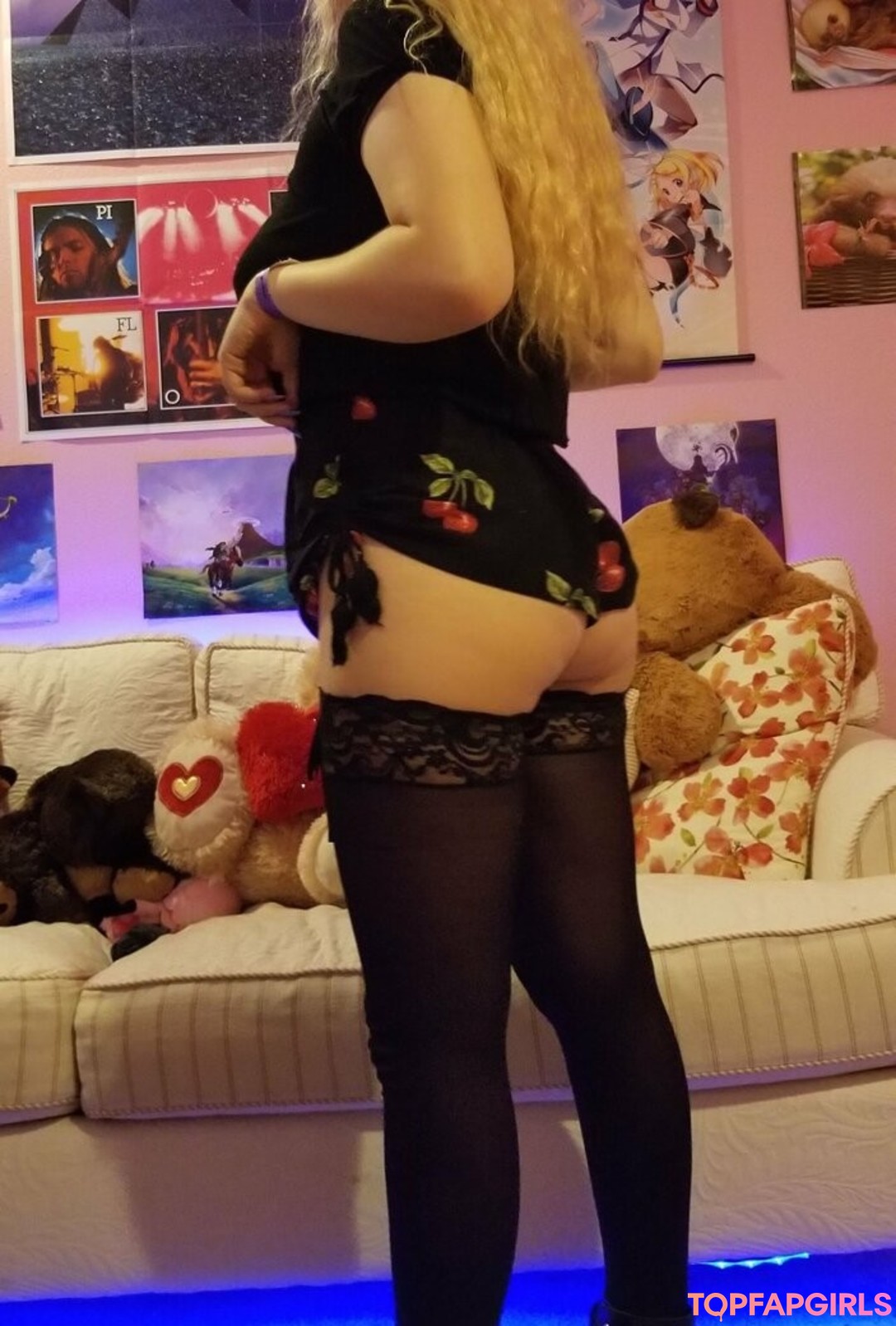 Lvkrd nude actress images