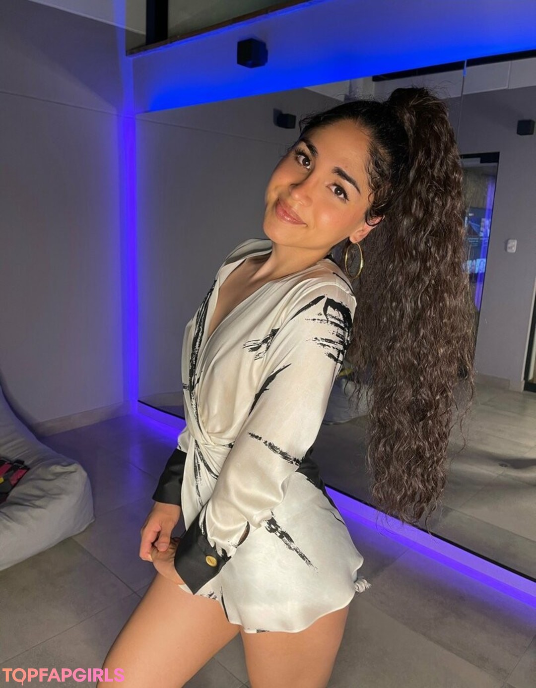 mademoisellegia hd star picture